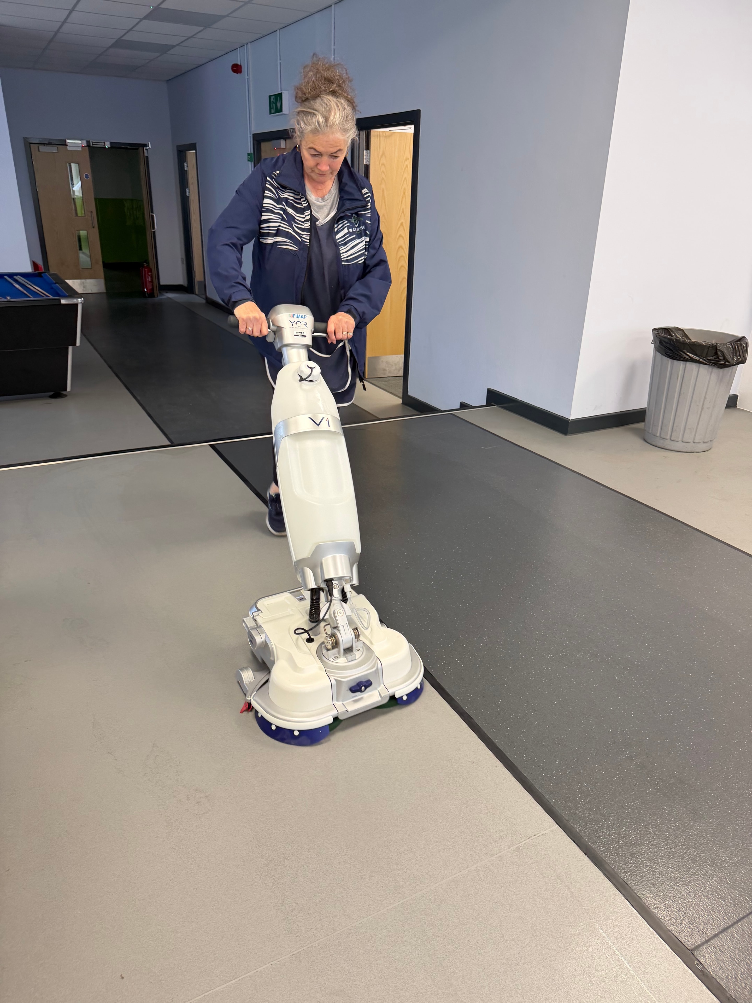Fimap V1 Daily scrubbing — School — sports hall